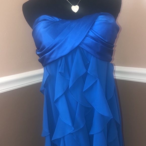 Beautiful strapless dress - Picture 3 of 6